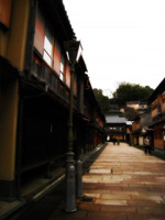 小京都金沢は、本家の京都と並ぶ文化都市に